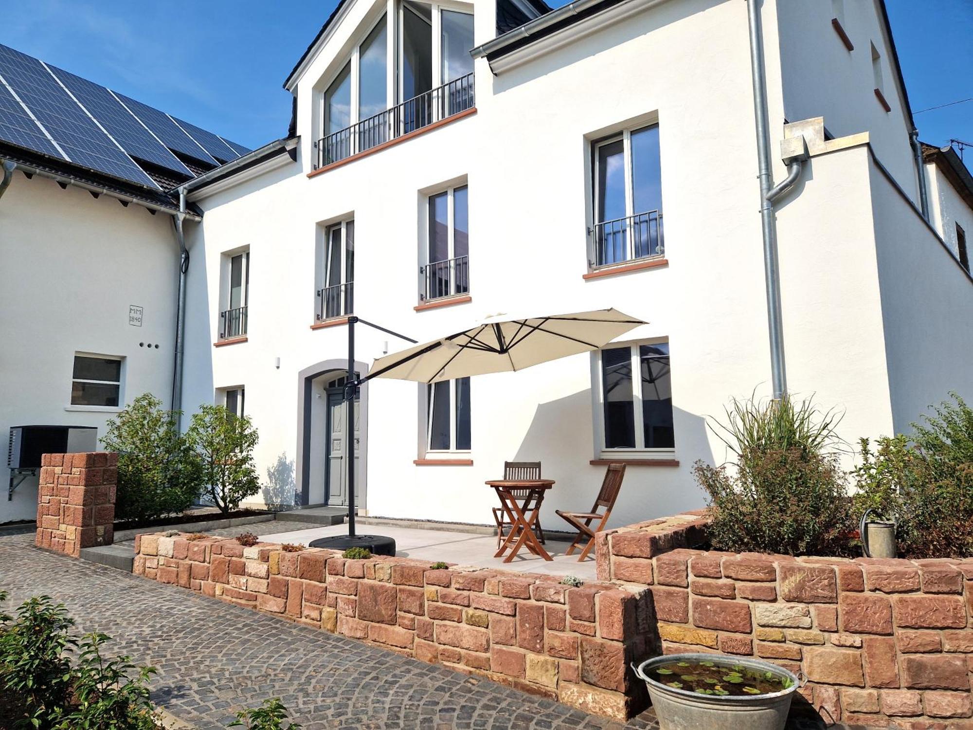 Ferienwohnung Im Ehemaligen Gesindehaus Welschbillig Exterior photo